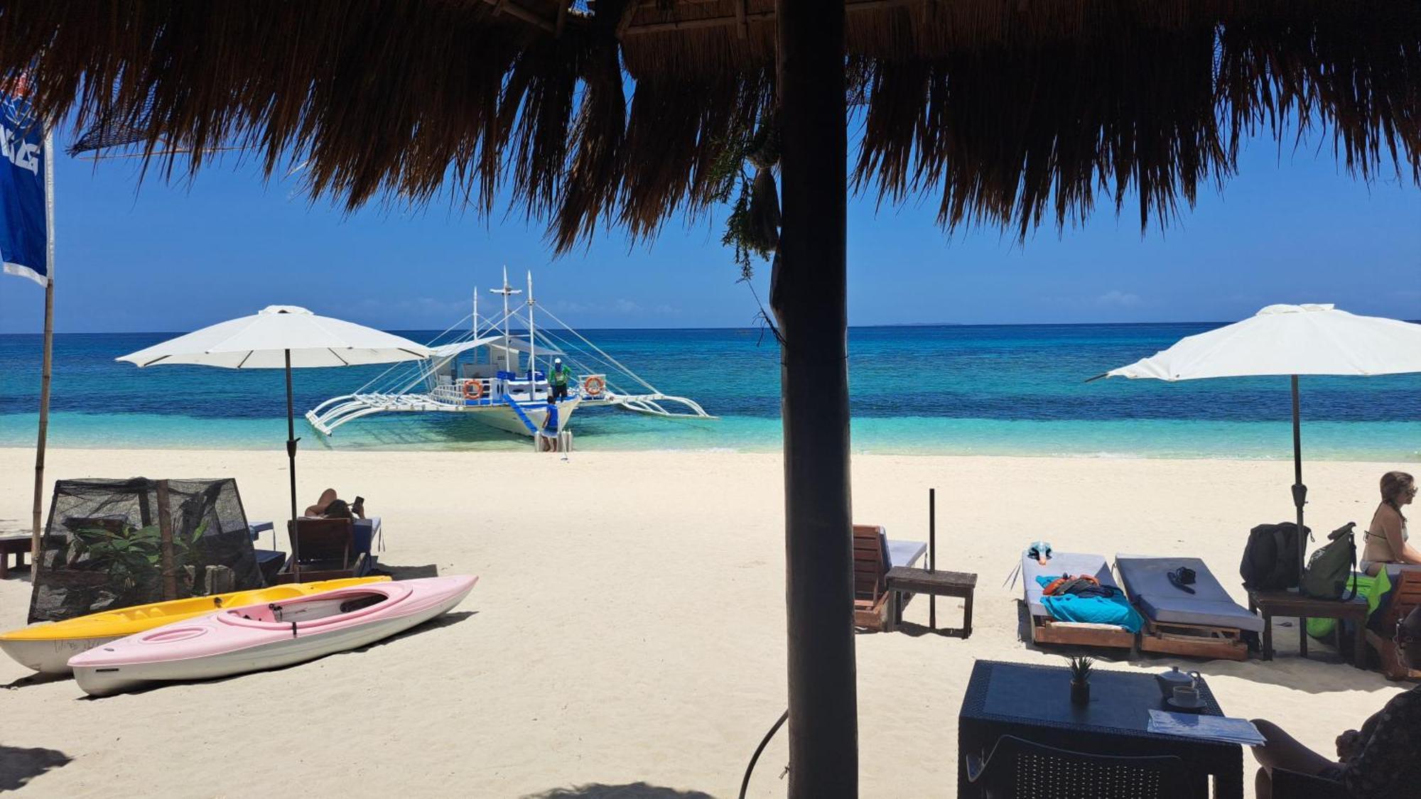 Avila'S Horizon Dive Resort Malapascua Extérieur photo