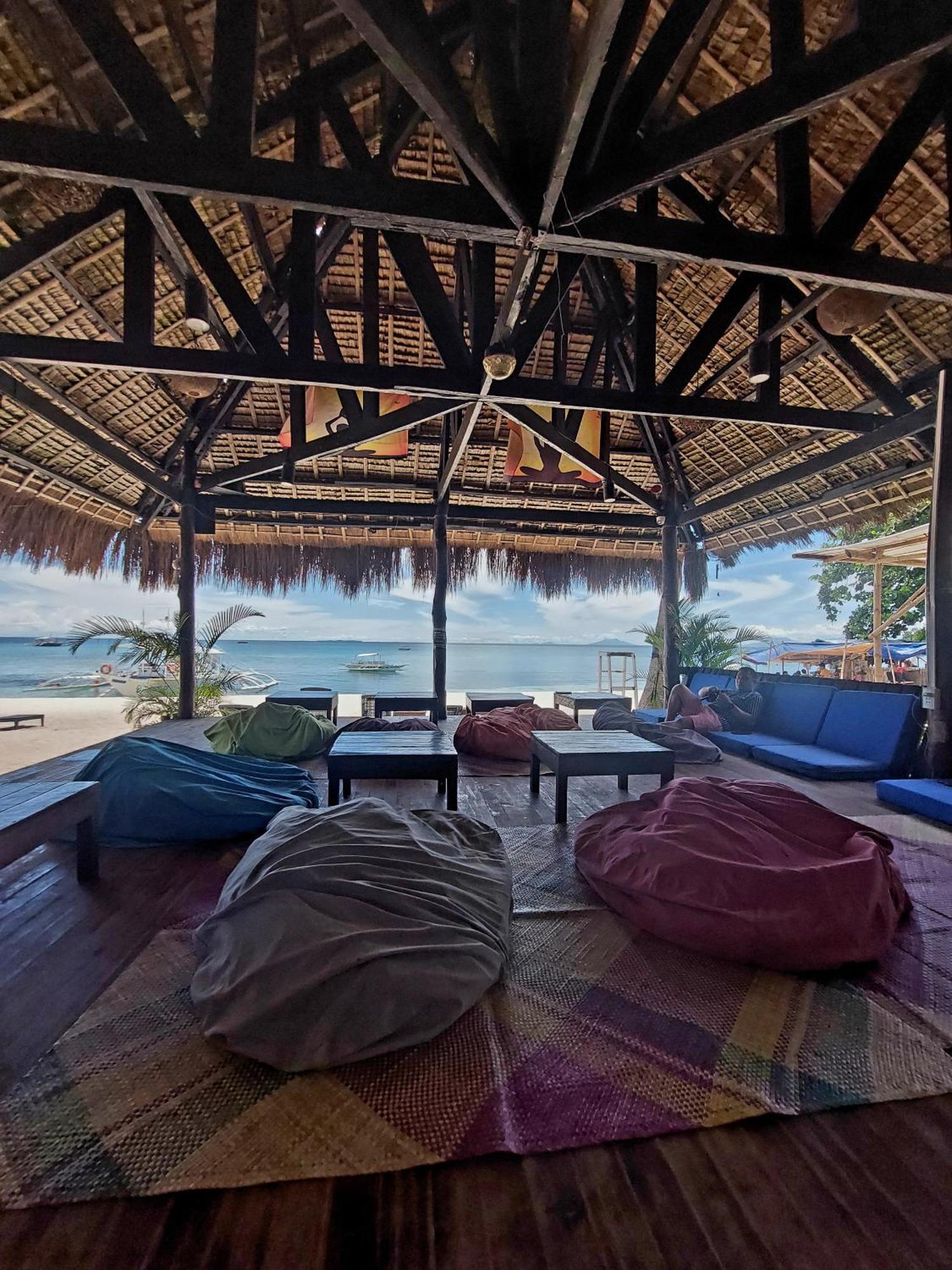 Avila'S Horizon Dive Resort Malapascua Extérieur photo