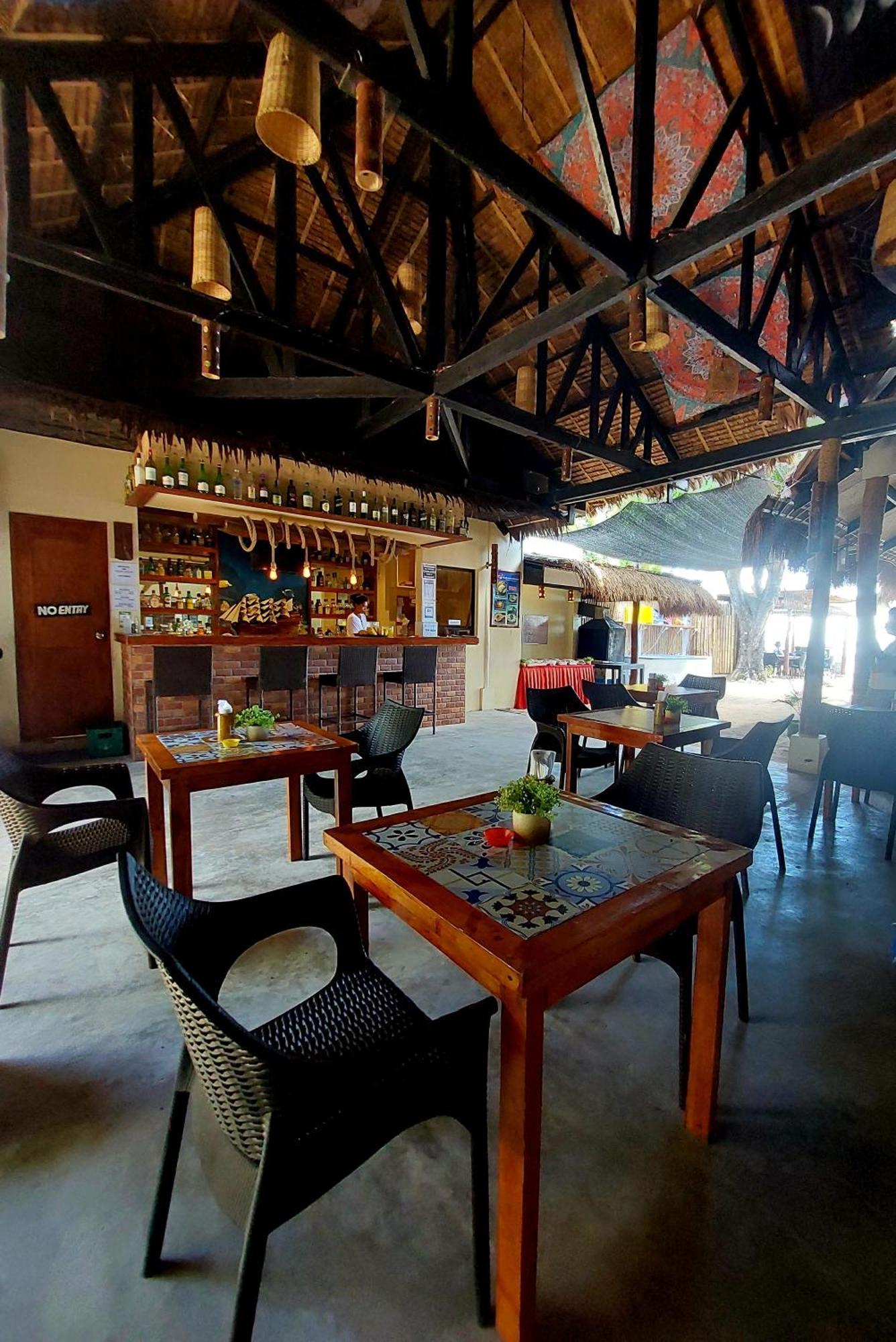 Avila'S Horizon Dive Resort Malapascua Extérieur photo